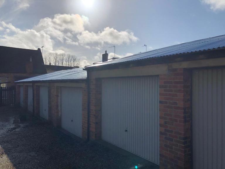 Lock-Up Garage — Queensway, Banbury